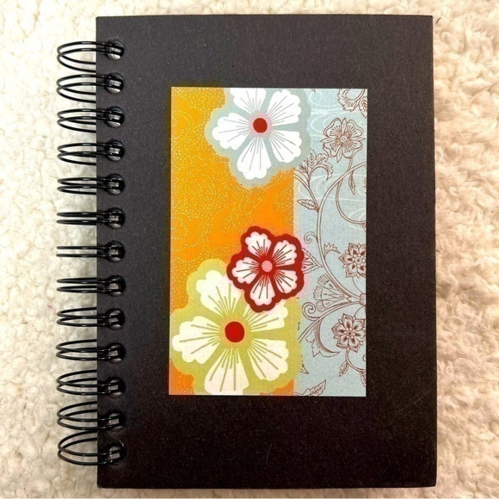 ☀️2/$14☀️Mudlark "Santika" Address Book (NWOT)